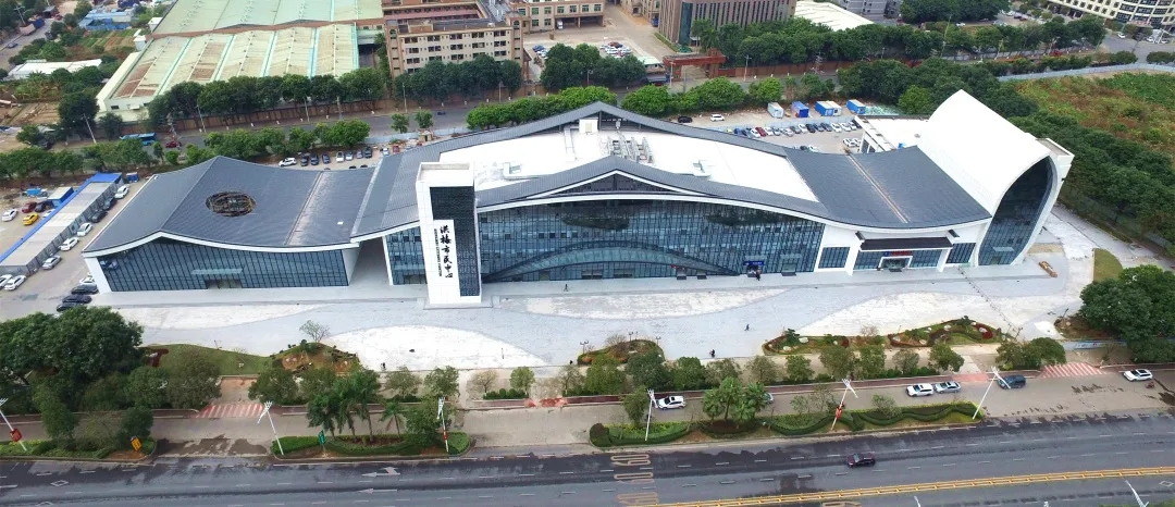 废旧车站焕新装，洪梅市民中心成形象地标